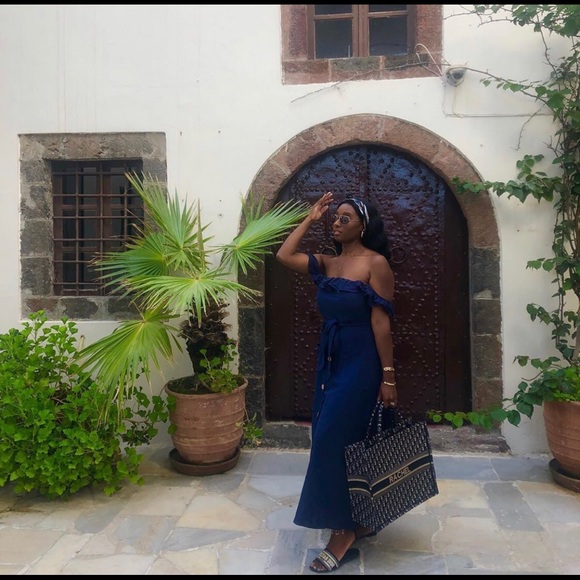 💁🏾‍♀️MEET YOUR POSHER: RACHEL!!! :)💁🏾‍♀️ - Picture 12 of 17